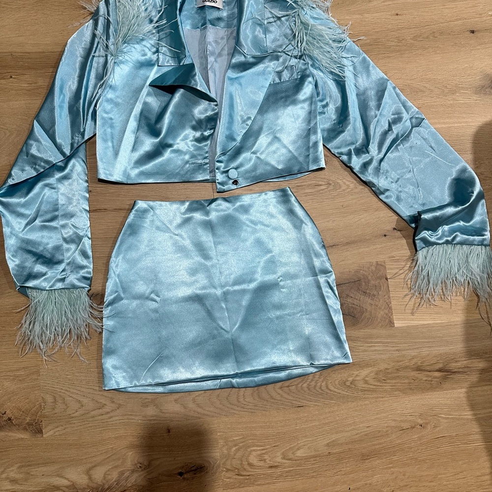 Satin Light Blue Pencil Skirt by